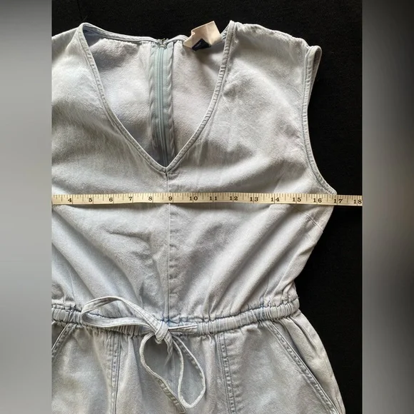 Universal Thread Indigo One Piece Cropped Bell Bottom Romper Jumpsuit! Size XS. - Picture 8 of 11